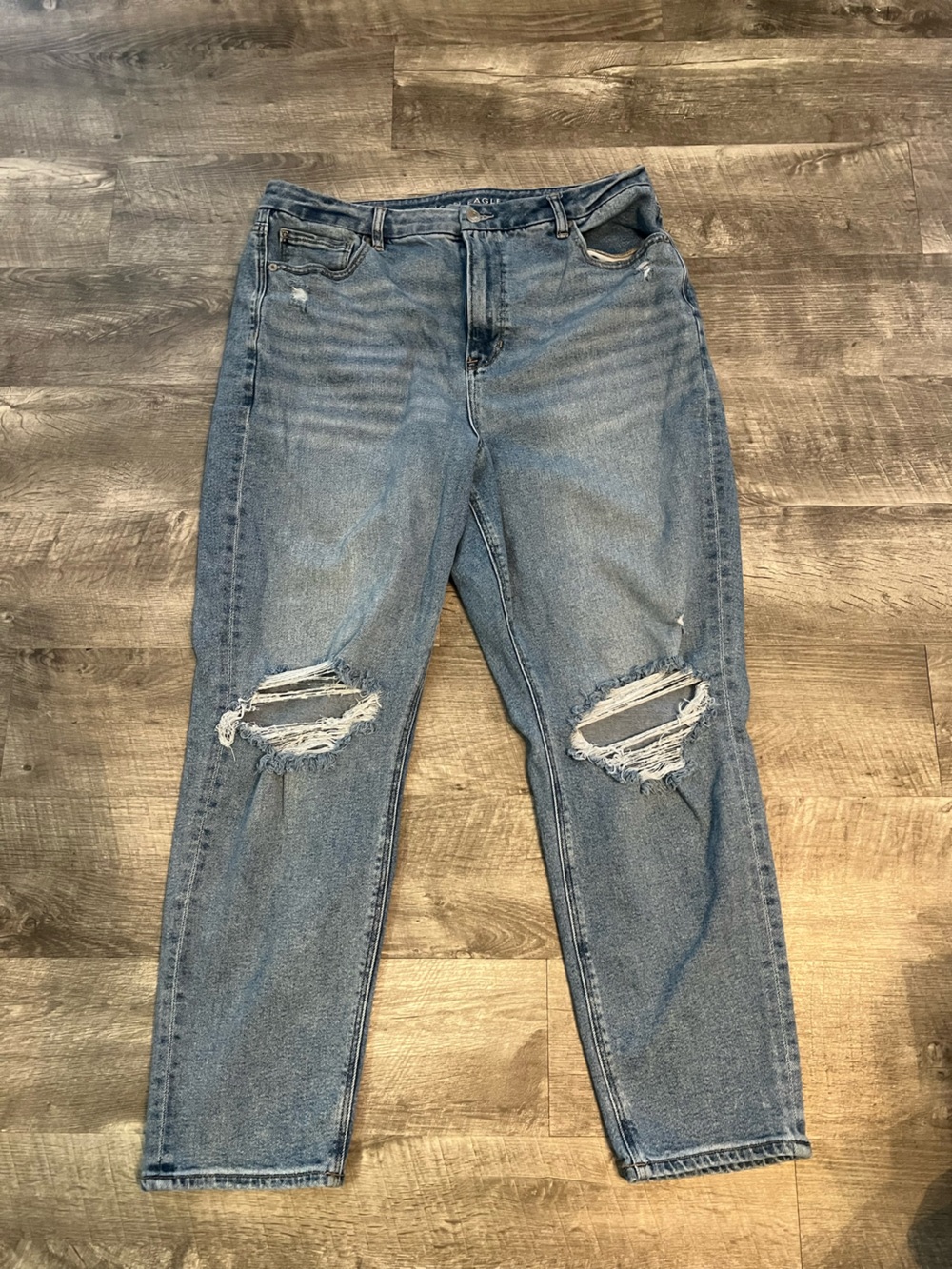 American Eagle Outfitters Light Blue Distressed Straight Leg Jeans